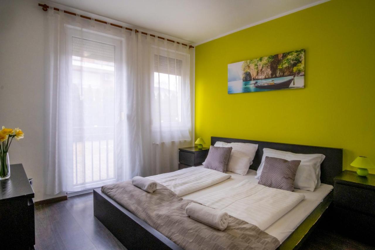Myflat Siofok Beach Apartment ภายนอก รูปภาพ