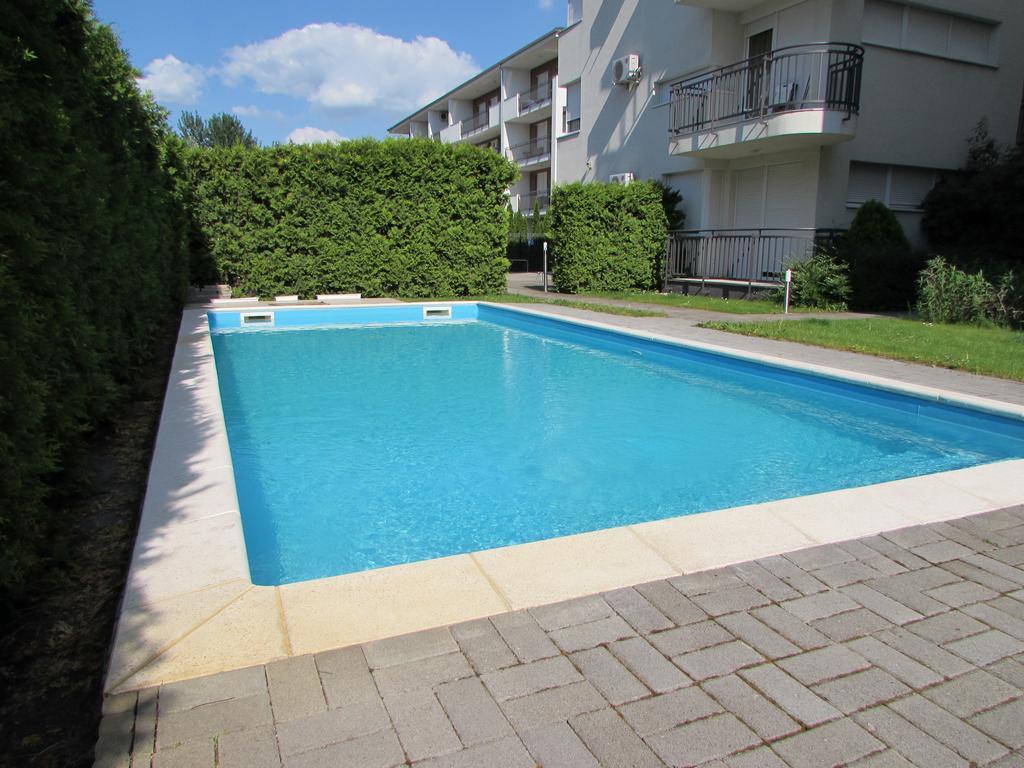 Myflat Siofok Beach Apartment ภายนอก รูปภาพ